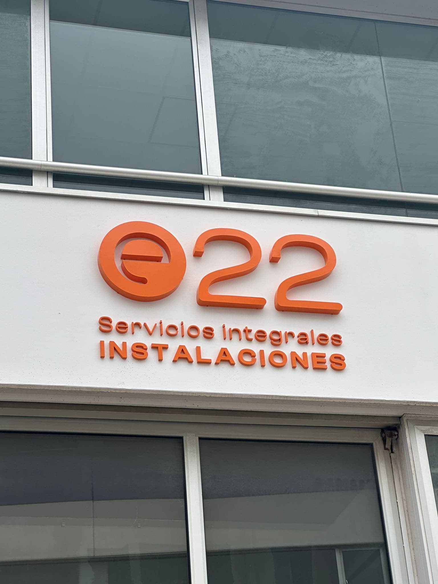 Instalaciones e22